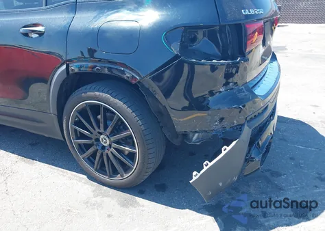 2022 Mercedes-Benz Glb 250 z USA, uszkodzony, nr VIN W1N4M4GB5NW206531